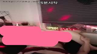 免费在线观看《19+韩国美女VIP视频477》