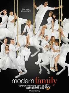 免费在线观看完整版欧美剧《摩登家庭第七季》